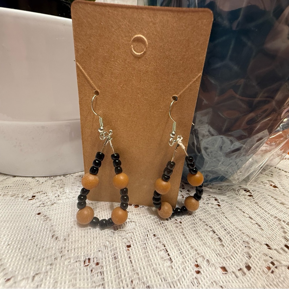 Elegant Black and Brown Beaded Earrings